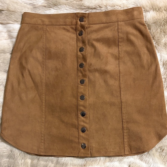 BB Dakota Dresses & Skirts - BB Dakota Elowyn Button-Front Mini Skirt in Tan